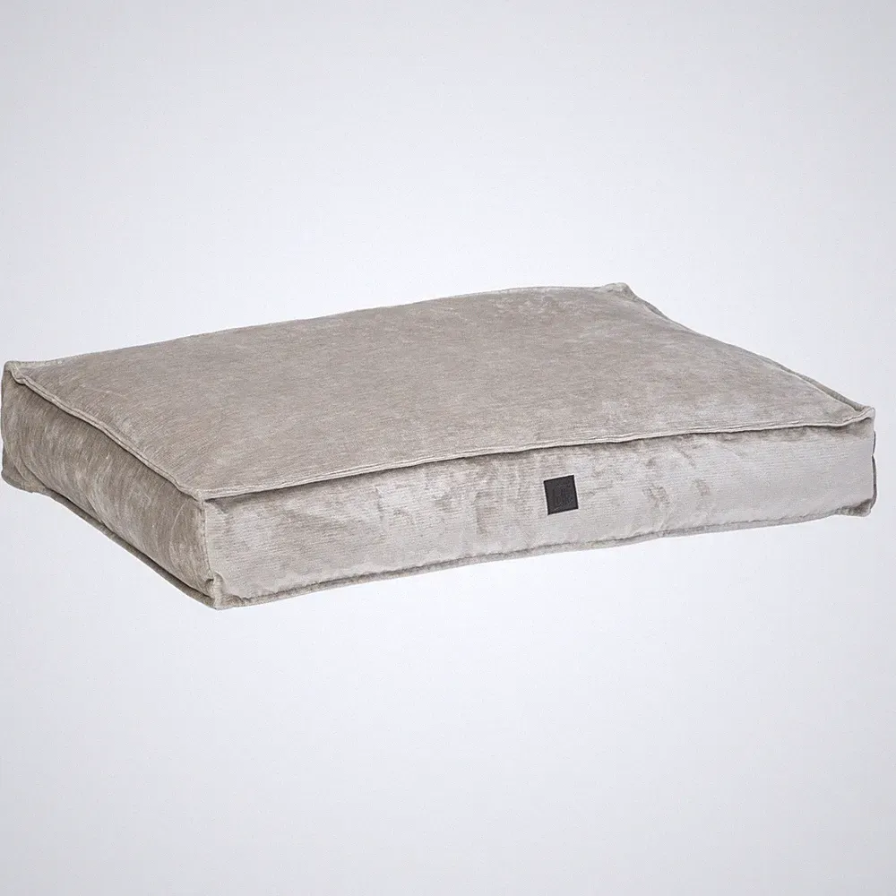 Designed by Lotte Orthopädisches Hundekissen Soft Essence hellgrau für Hunde