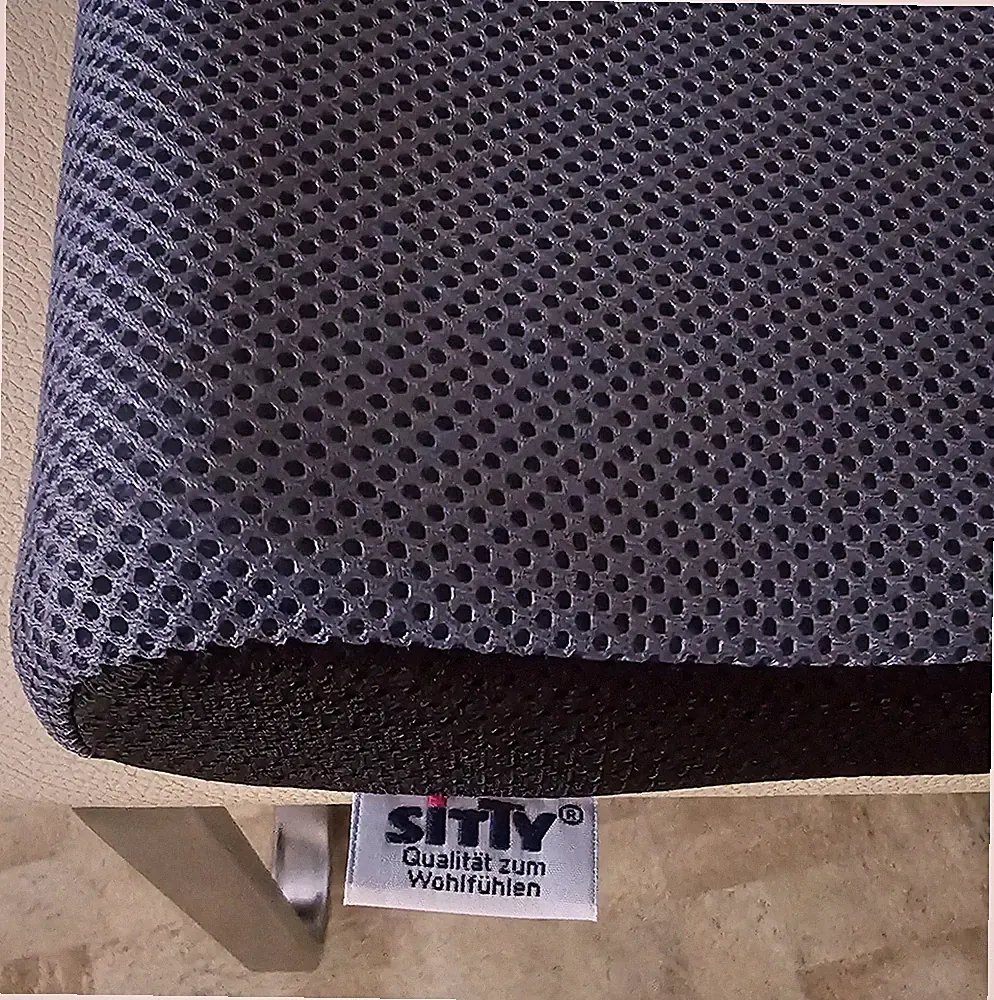 Ergonomisches Sitzkissen - Sitty-Qualität aus Deutschland - wie NEU