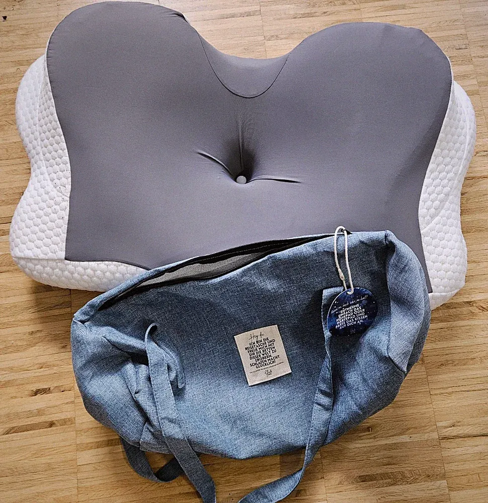 Glücksstoff: Orthopädisches Kissen aus Memory Foam