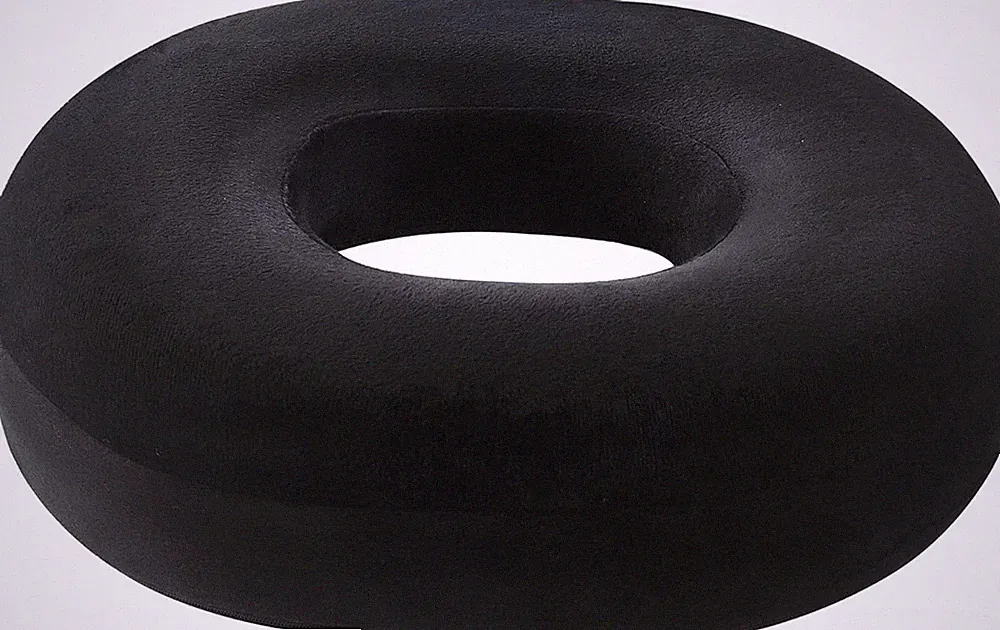 Orthopädisches Donut Sitzkissen Memory-Schaum Rückenstützkissen Schwarz
