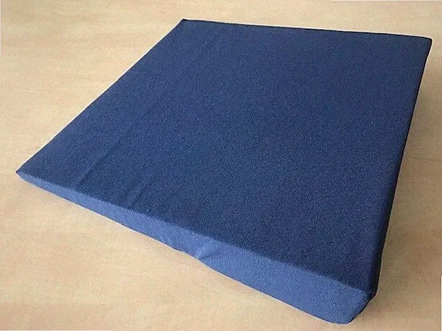 Premium Keilkissen orthopädisches Sitzkissen mit Anti-Rutschbezug in 5 Farben